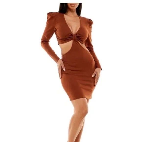 Socialite Long Sleeve Cutout Minidress Size Large - Picture 1 of 9